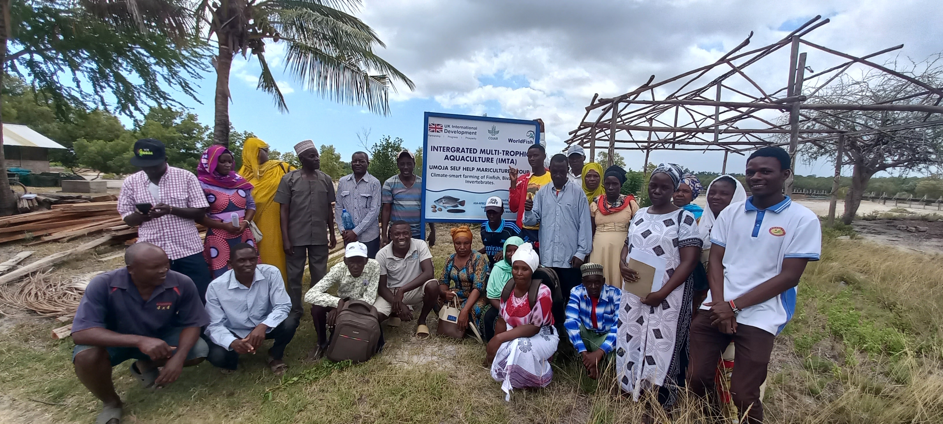 Mariculture group members from Tsunza, Dabaso and Umoja come together to share lessons on community-led mariculture in coastal Kenya.