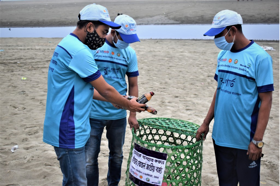 The Blue Guards removed 12,068 kilograms of non-decomposable pollutants between March and December 2021. Photo by Sk Md Saeef Ul Hoque Chishty.