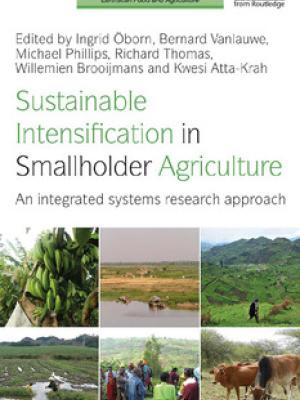 Exploring futures of Aquatic Agricultural Food Systems in Southern Africa: From drivers to future-smart research and policy options
